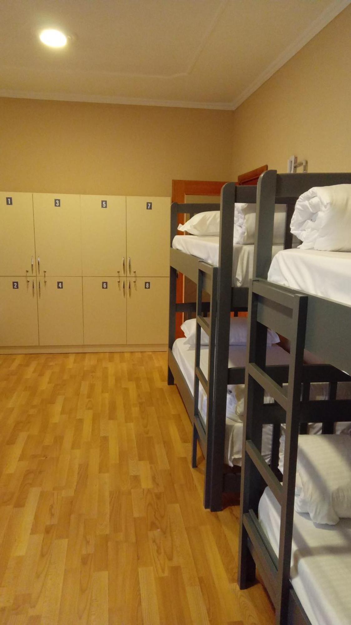 טיראנה Mandarine Hostel מראה חיצוני תמונה
