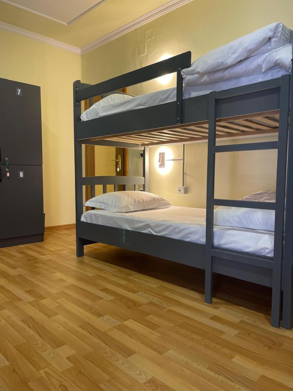 טיראנה Mandarine Hostel מראה חיצוני תמונה