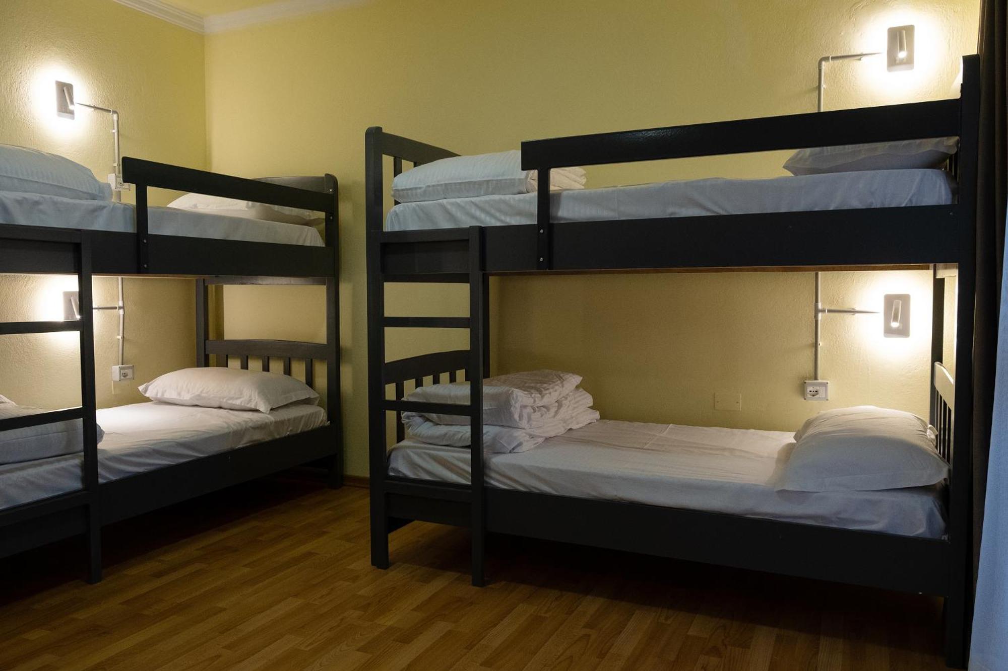 טיראנה Mandarine Hostel מראה חיצוני תמונה