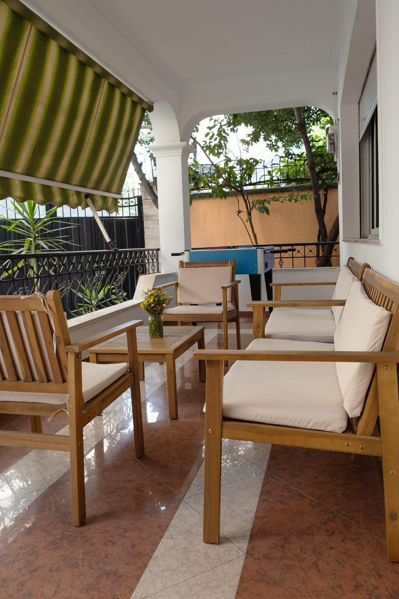 טיראנה Mandarine Hostel מראה חיצוני תמונה