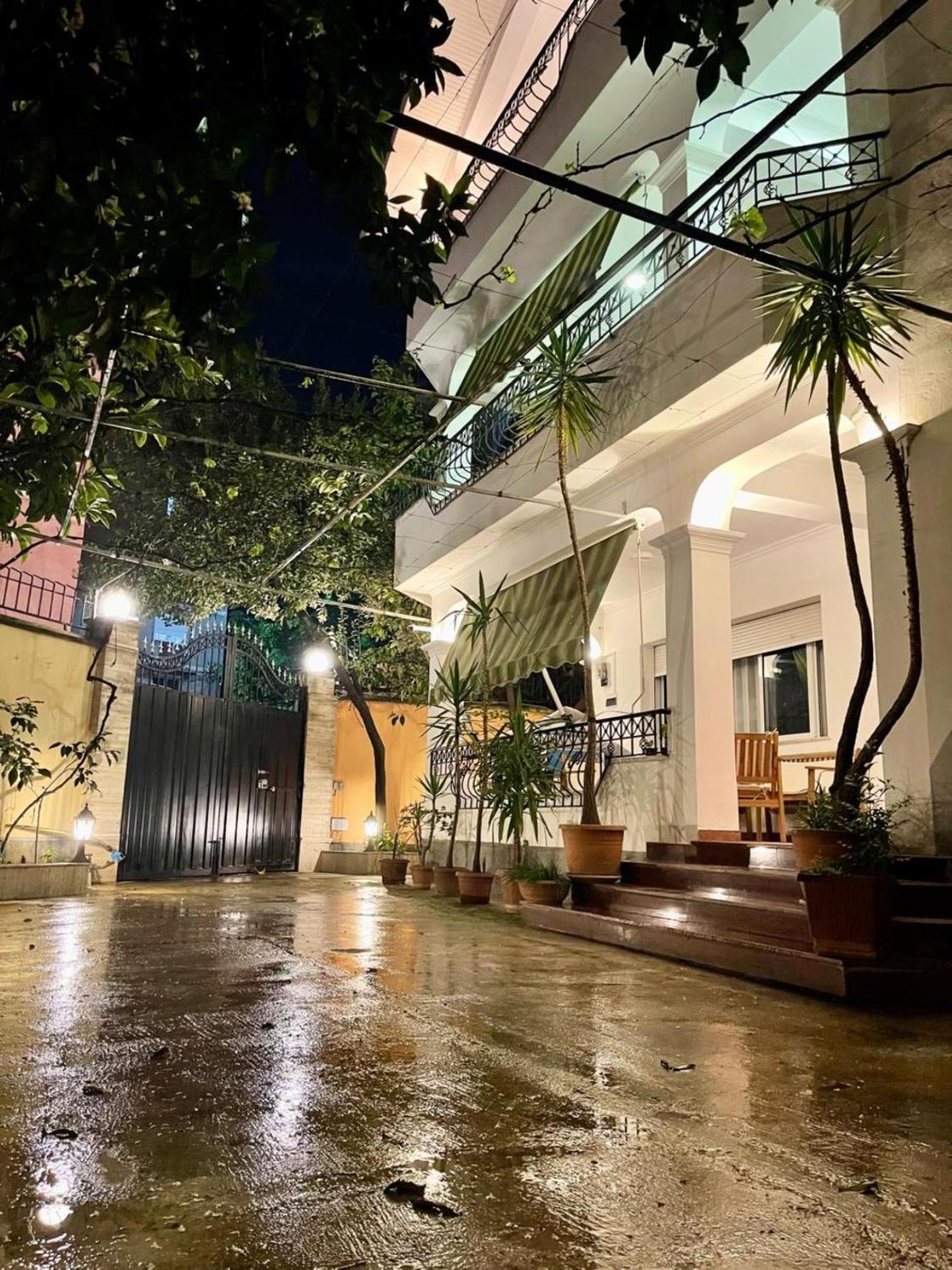טיראנה Mandarine Hostel מראה חיצוני תמונה