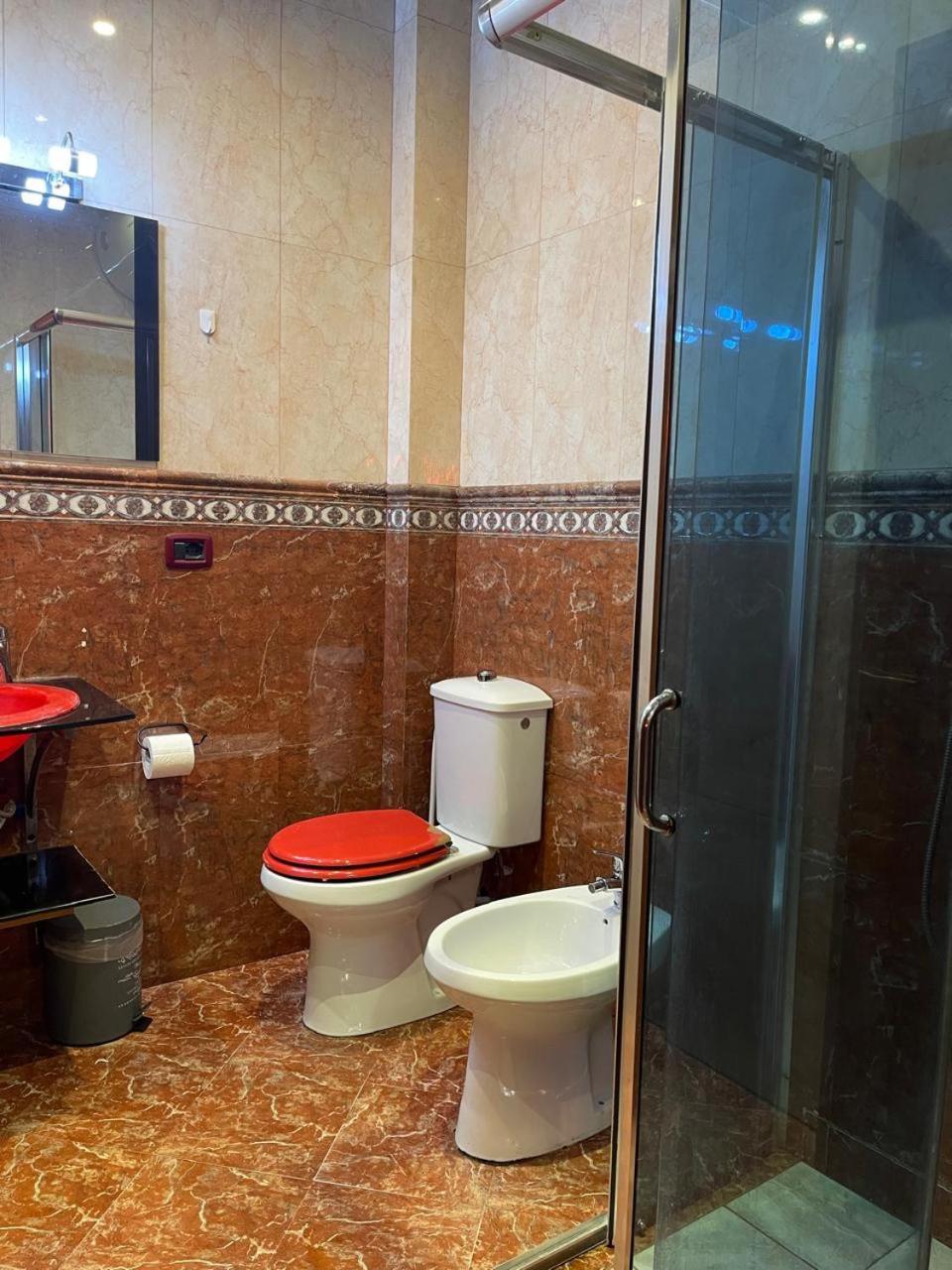 טיראנה Mandarine Hostel מראה חיצוני תמונה